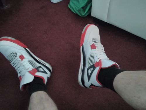 Air Jordan 4 Retro 'Fire Red' 2012 photo review