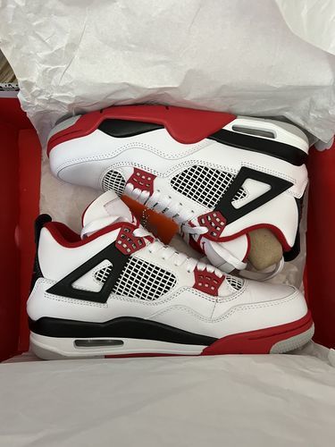 Air Jordan 4 Retro 'Fire Red' 2012 photo review