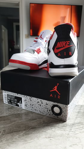 Air Jordan 4 Retro 'Fire Red' 2012 photo review