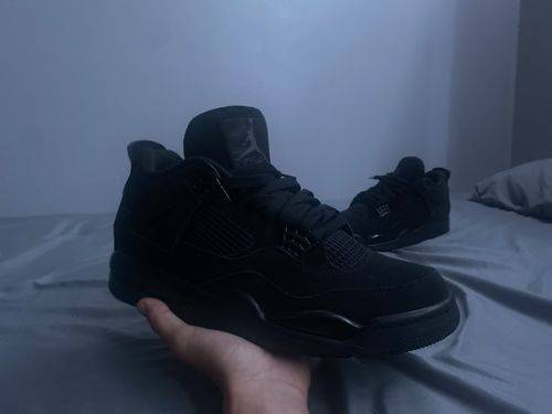 Air Jordan 4 Retro 'Black Cat' 2020 photo review