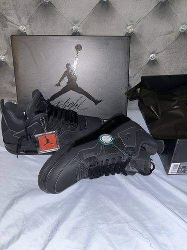 Air Jordan 4 Retro 'Black Cat' 2020 photo review