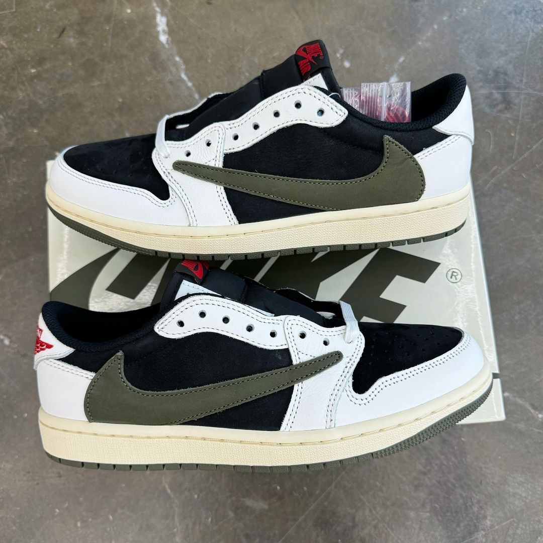 Air Jordan 1 Retro Low OG SP 'Travis Scott Medium Olive' photo review